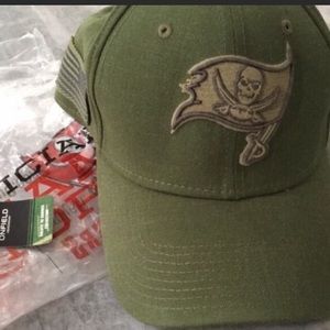 Tampa Bay Bucs Salute to Service Hat